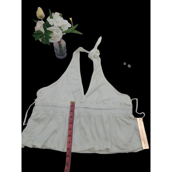 Almost Famous Women's Halter Crop Top Shirt Junior's Size XL Tanks Ivory New - Picture 9 of 12